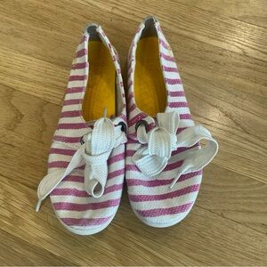 Crocs Striped Lace Up Sneakers Women’s 5